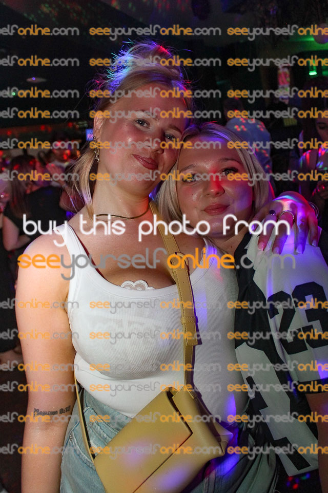 IMG_1900-D.jpg