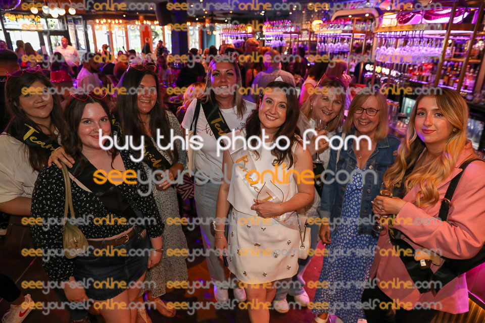 IMG_3379_v1.jpg
