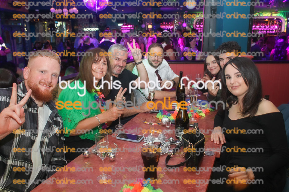 IMG_4437_Roy.jpg