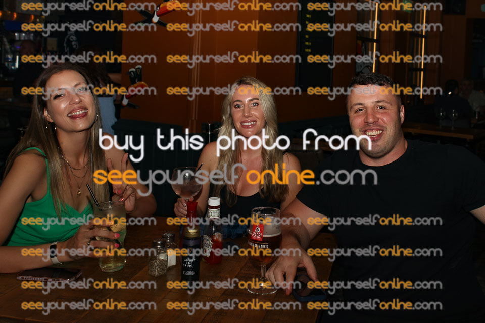 IMG_7925_Roy.jpg