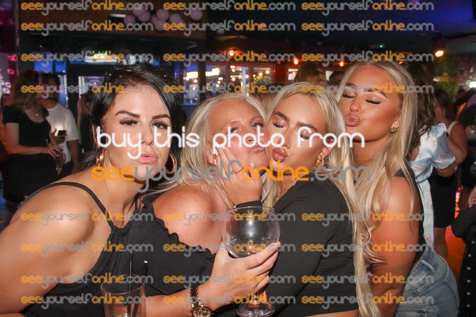 IMG_8698-NB.jpg