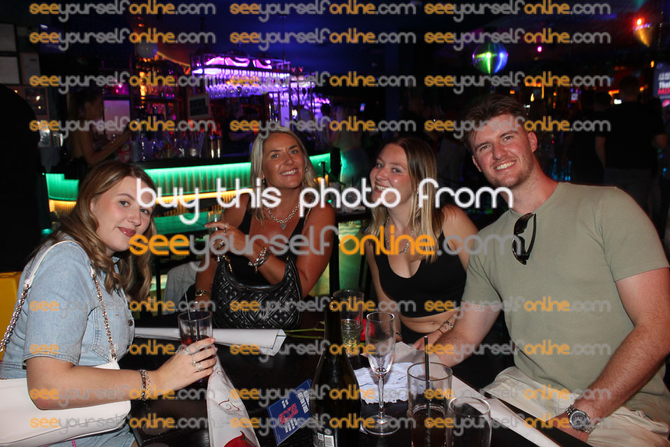 IMG_9882-NB.jpg