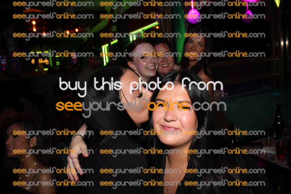 IMG_9900-NB.jpg