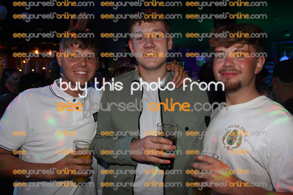 IMG_9911-NB.jpg