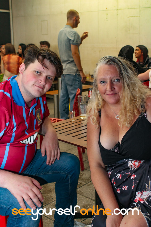 IMG_0052_v2.jpg