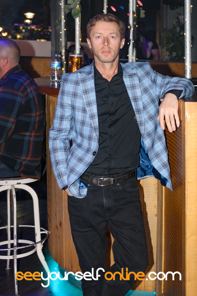IMG_7934_v1.jpg