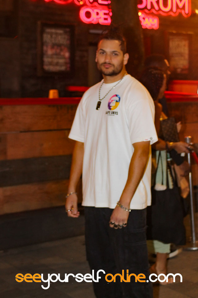 8120_AA.jpg
