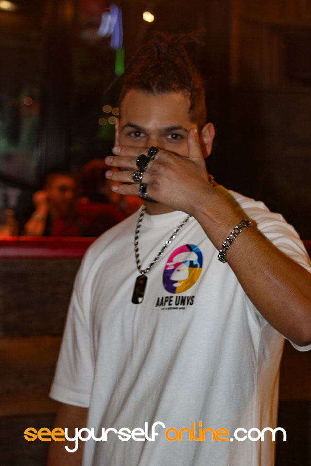 8122_AA.jpg