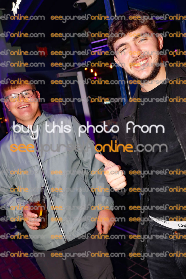 _TU_7428-DG-Edit-2_Slug---lettuce-birmingham.jpg