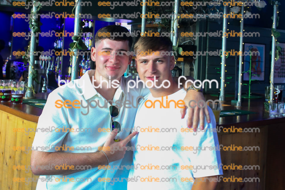 IMG_0027_Roy.jpg