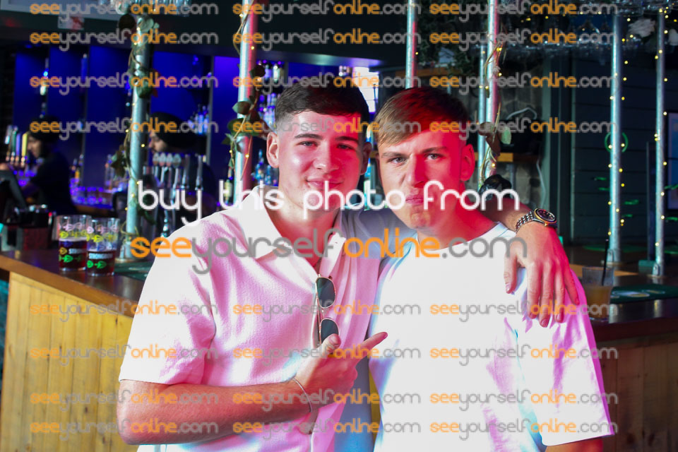 IMG_0028_Roy.jpg