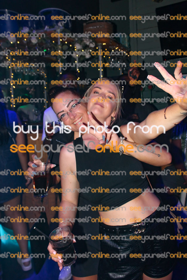 IMG_0122_S1.jpg