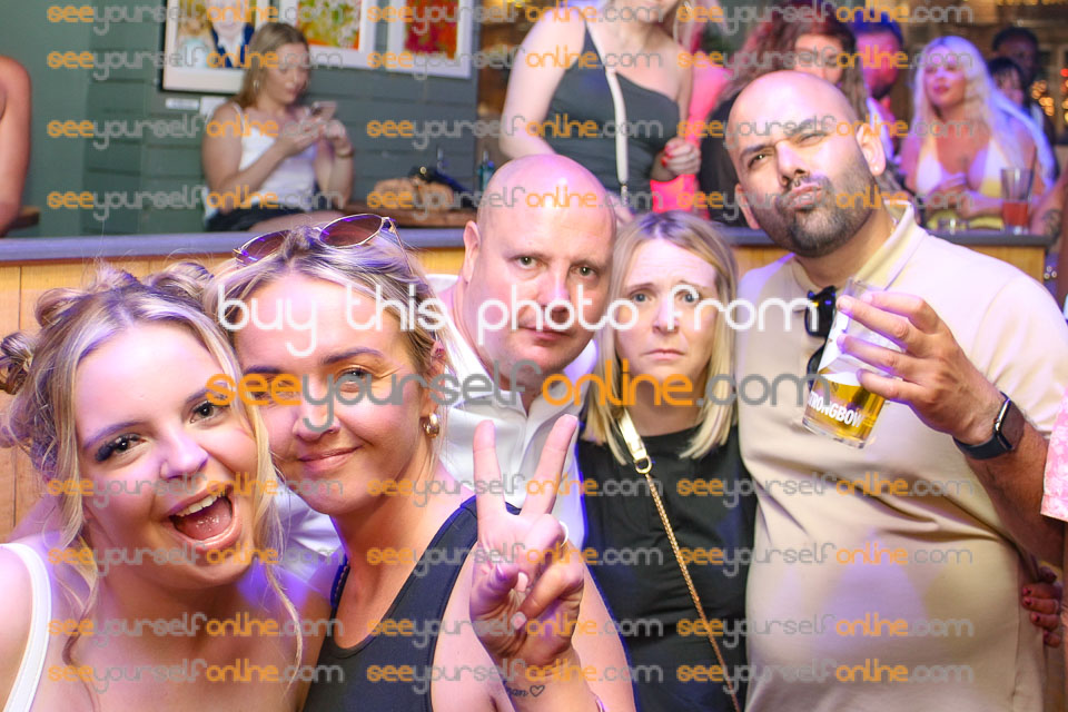 IMG_8853_Roy.jpg