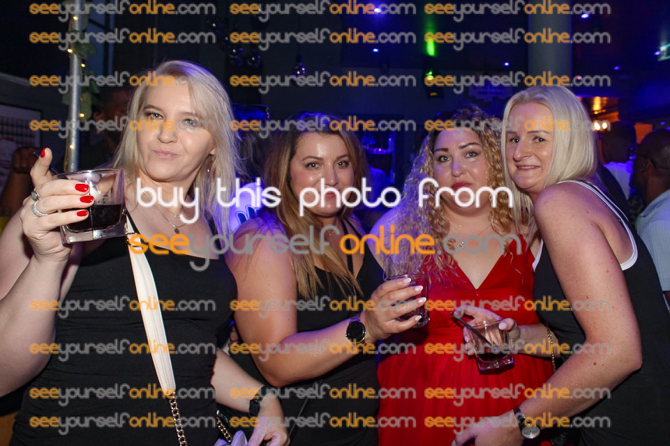 IMG_9555-NB.jpg