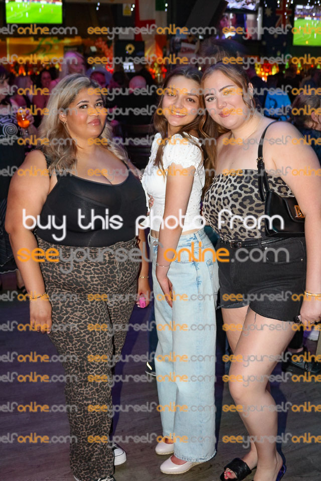 9977_AA.jpg