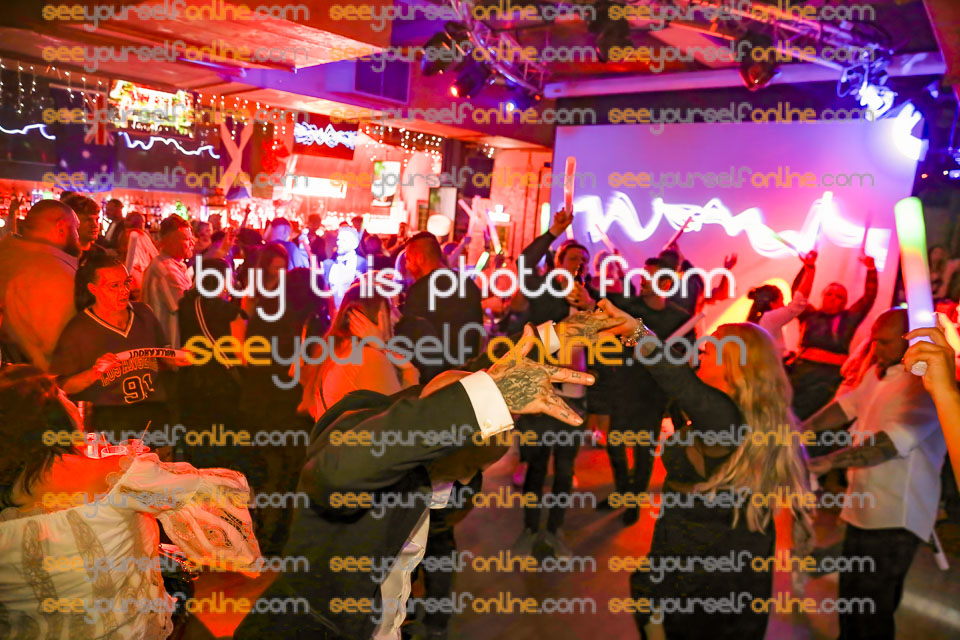 Canon-EOS-5D-Mark-IV-874-Edit.jpg