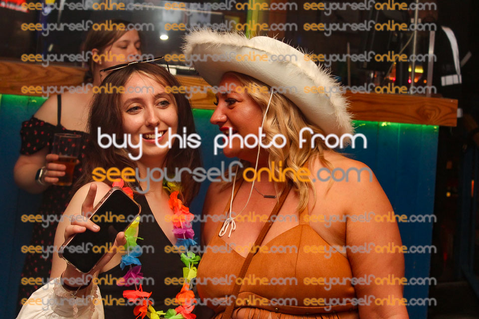 IMG_0133_Roy.jpg