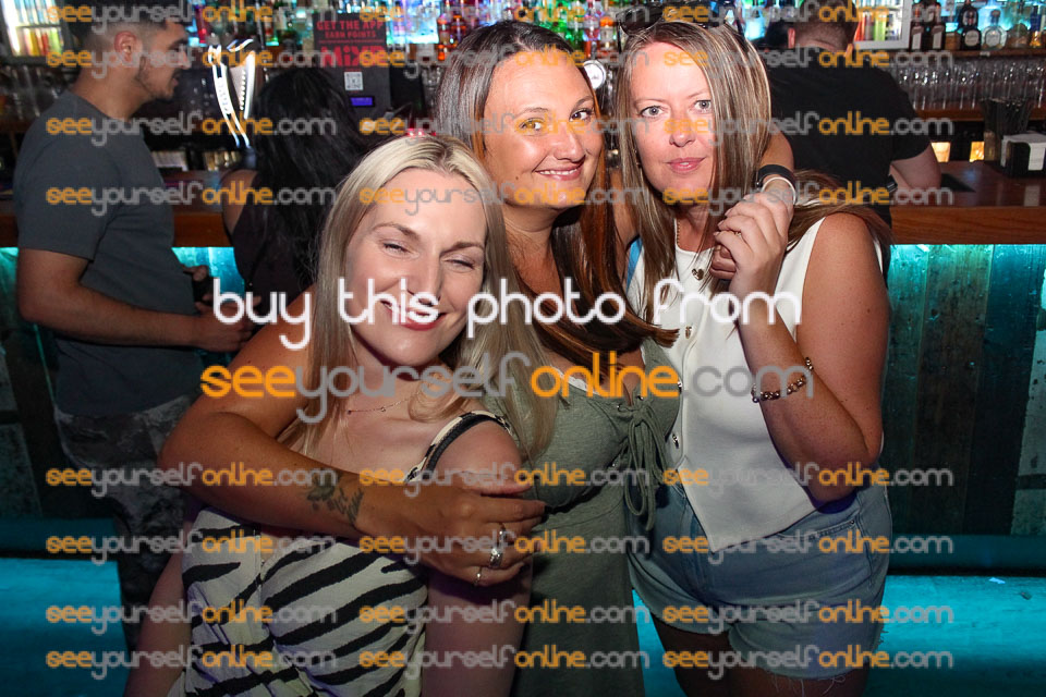 IMG_1725-DG.jpg