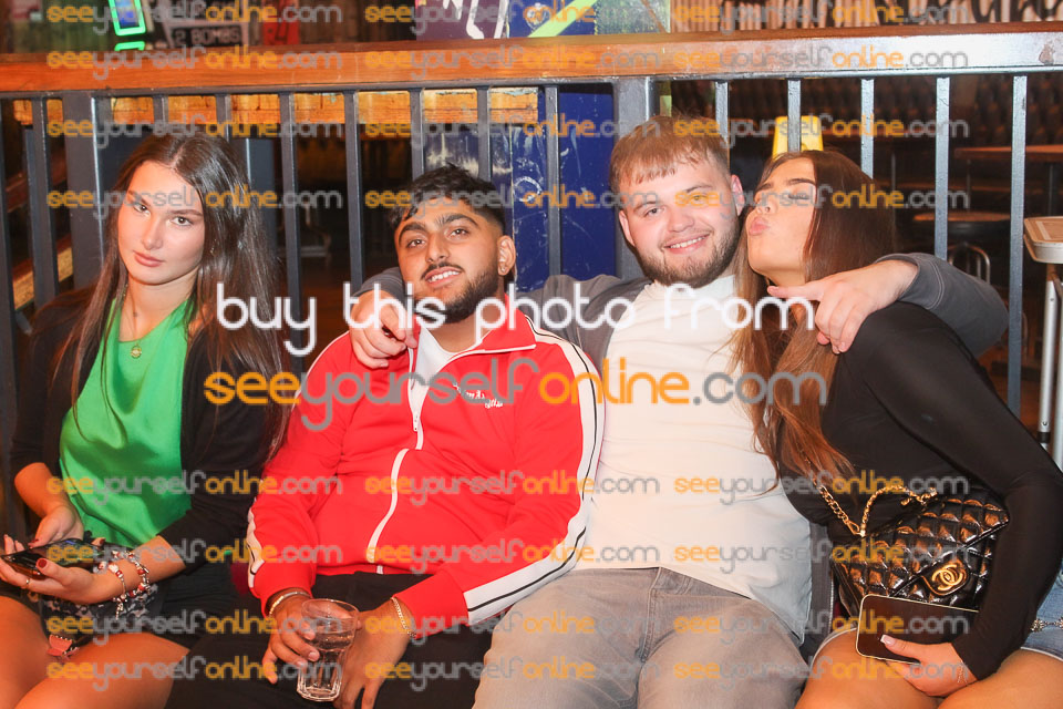 IMG_4574_Roy.jpg