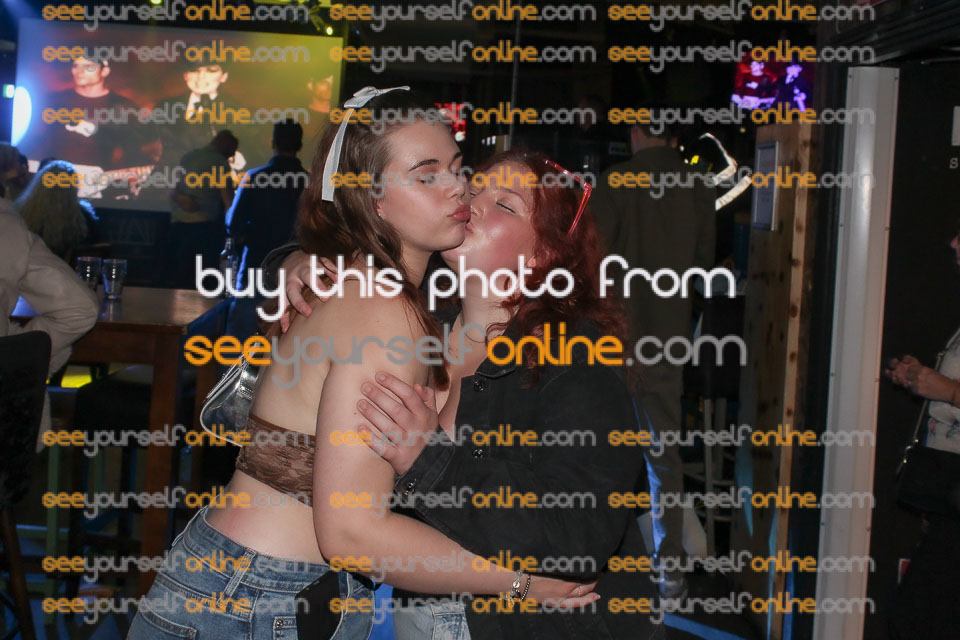 IMG_9914-NB.jpg