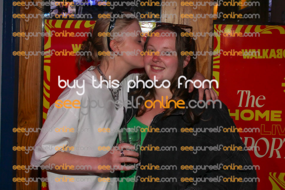 IMG_9922-NB.jpg