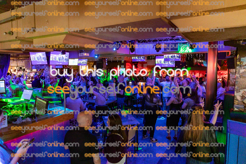 STU_3927-NB.jpg