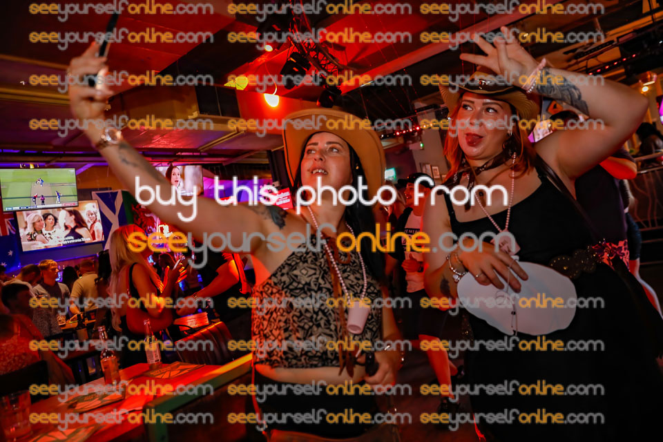 _TU_6419_Walkabout-Birmingham.jpg