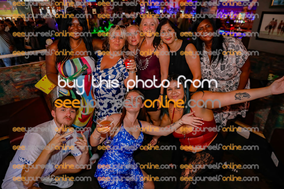 _TU_6456_Walkabout-Birmingham.jpg